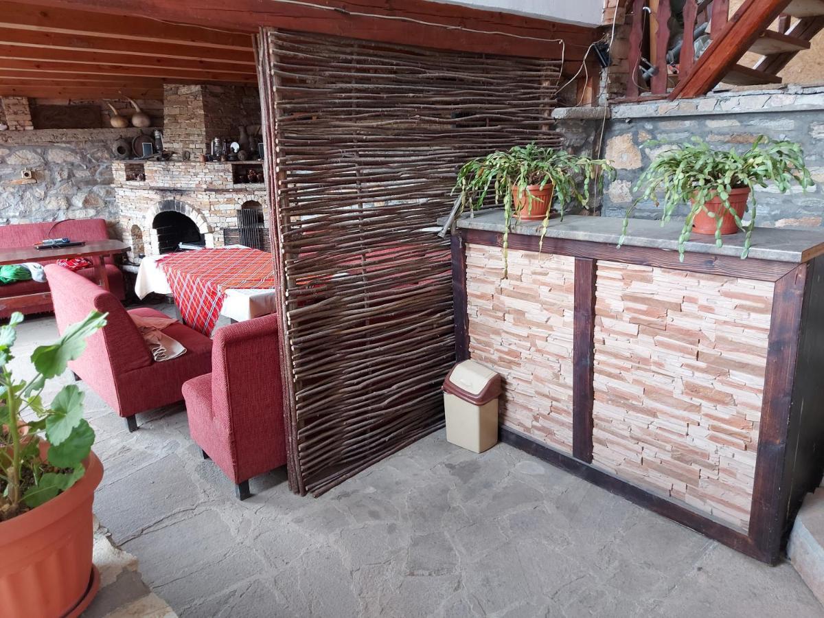 Sharkov Guest House Dolen  Экстерьер фото